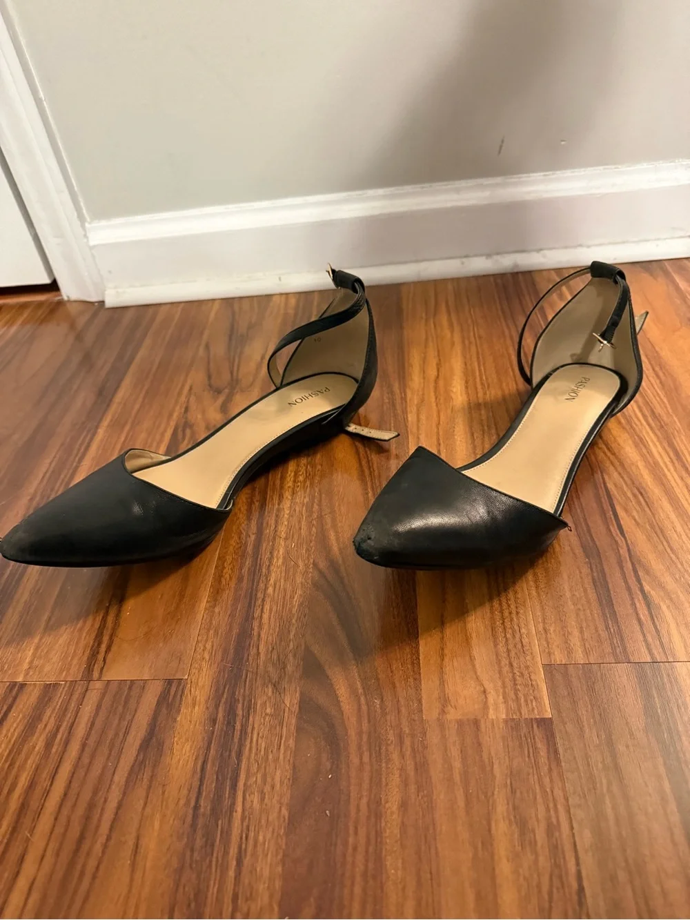 Pashion Black Pointed Ankle-Strap Flats